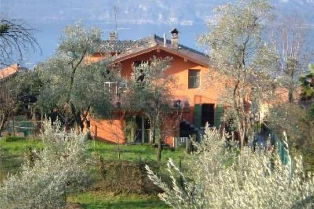 Ganze Wohnung, Ferienwohnung - Lierna in Lierna, Comer See