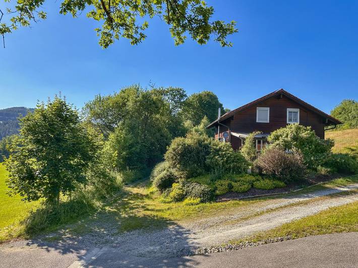 Ferienhaus für 4 Personen, mit Terrasse und Garten in Drachselsried