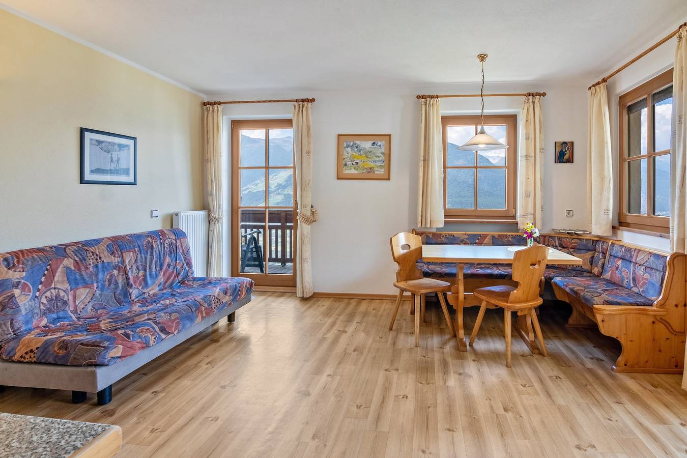 Ganze Wohnung, Ferienwohnung 'Patztauhof Glurnser Köpfl' mit Bergblick, privater Terrasse und Wlan in Schluderns, Saldurkamm