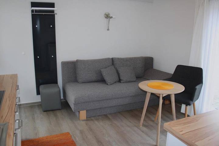 Ferienwohnung für 2 Personen, mit Terrasse und Garten sowie Ausblick in Rüdeheck - 2