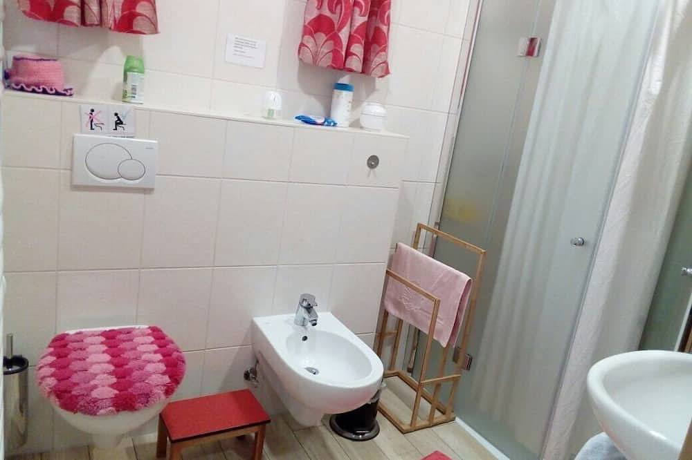 Ganze Wohnung, Sehr ruhige, gemütliche und sehr gut eingerichtete Ferienwohnung in Gemünden am Main, Maindreieck
