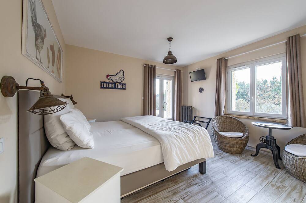 Chambre D’hôte pour 2 Personnes dans L'Isle-sur-la-Sorgue, Provence