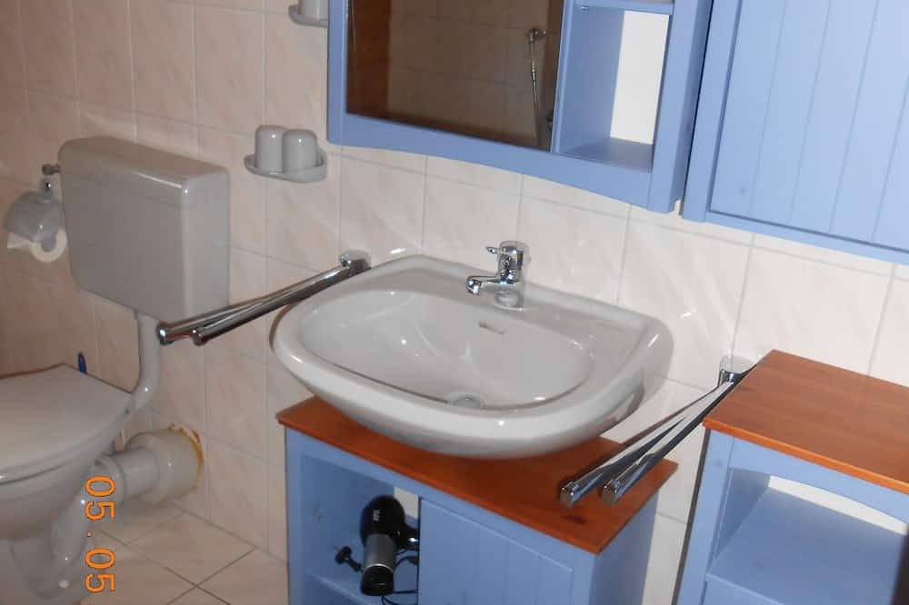Nice holiday home \"Aunt Emma\" in Regen, Bavarian Forest, pets welcome in Regen (East Bayern), Eastern Bavaria