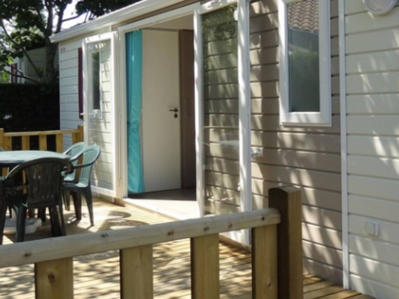 Mobile Home with Terrace - 3 Bedrooms in Messanges in Messanges, Côte d’Argent