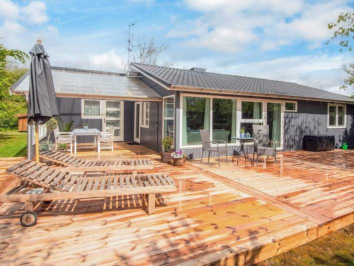 Ferienhaus für 6 Personen, mit Terrasse und Garten in Hemmet