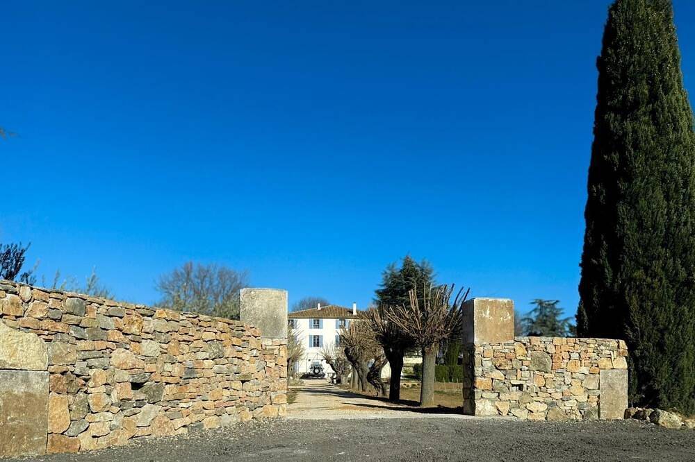 Domaine de Maurel in Saint-Maximin-la-Sainte-Baume, Brignoles region