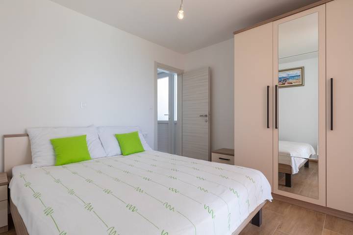Ganze Wohnung, Apartment Nike - Two-Bedroom Apartment with Terrace in Brasina, Dubrovnik-Neretva