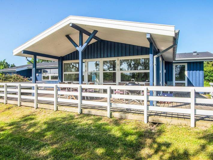 Ferienhaus für 6 Personen, mit Terrasse, kinderfreundlich in Knebel