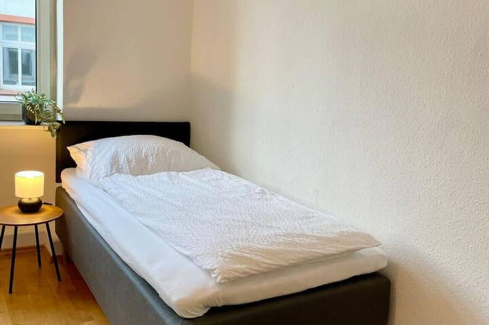 Ganze Wohnung, Labed – Direkt an der Drosselgasse |  Weinregion, Altstadt & Rheinblick genießen in Rüdesheim am Rhein, Rheingau-Taunus-Kreis