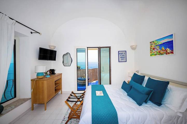 Bed and breakfast for 2 people, with pool in Amalfi Coast