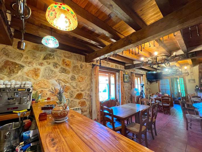 Casa rural con piscina para 2 personas, con terraza y piscina además de jardín y vistas en Comarca de Riaza - 2
