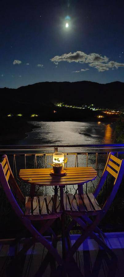 Location de vacances pour 4 personnes, avec vue sur le lac ainsi que terrasse et vue, animaux acceptés à Castel di Tora - 2