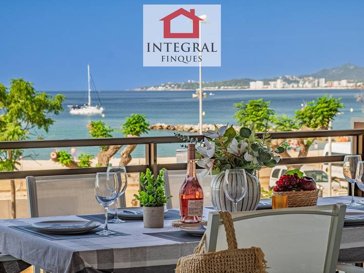 Gîte pour 8 personnes, avec balcon à Palamós
