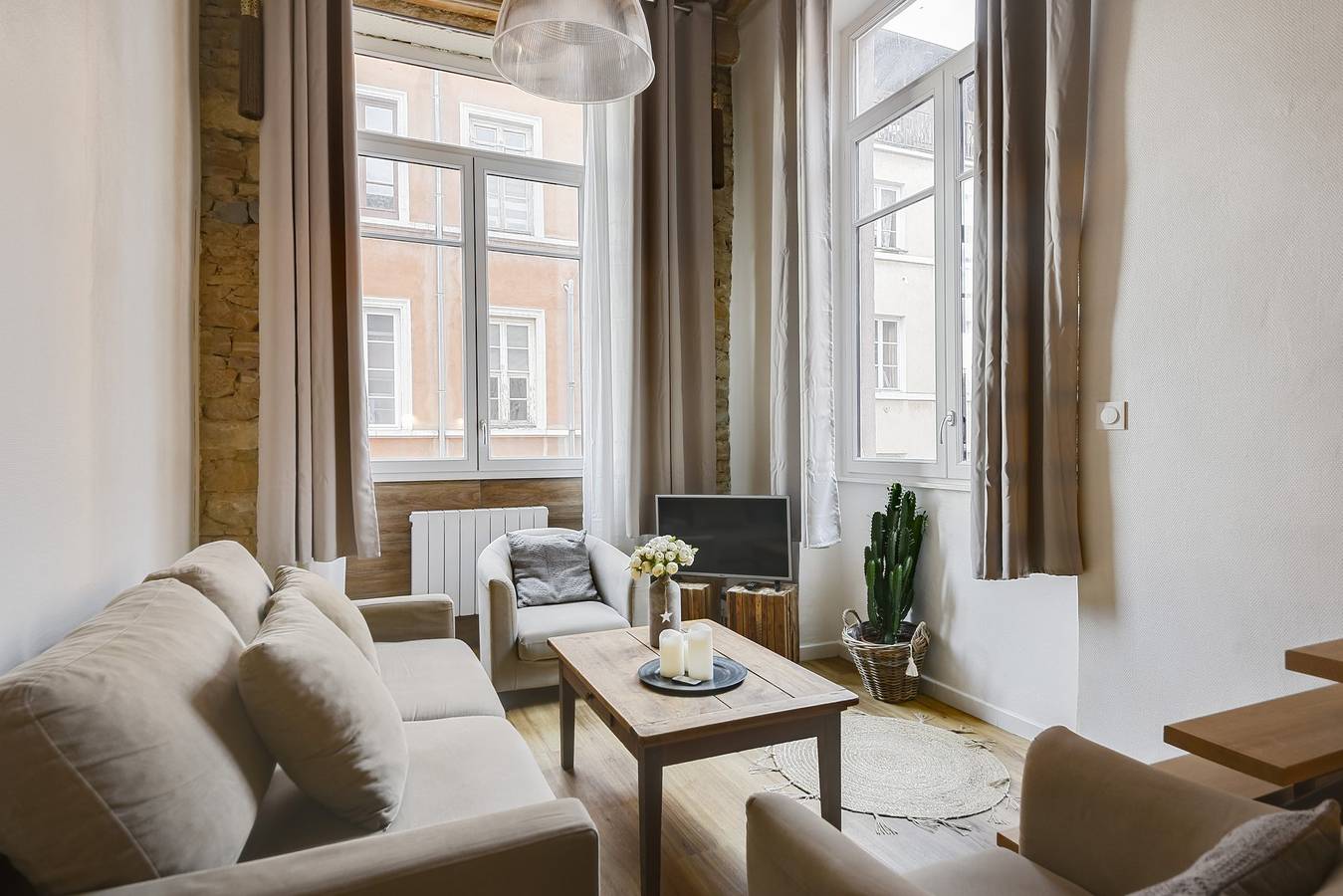 Hel lejlighed, Guestready - Magnificent duplex canut hypercentre in Lyon, Lyon region