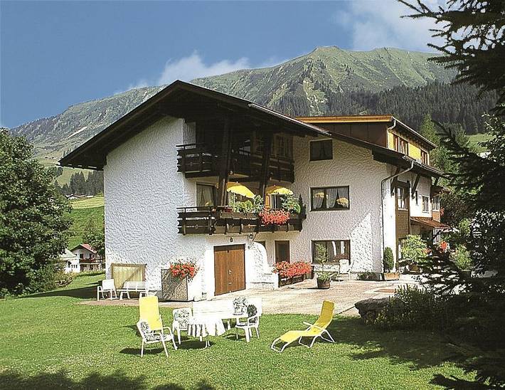 Ferienwohnung für 2 Personen, mit Garten im Kleinwalsertal - 2