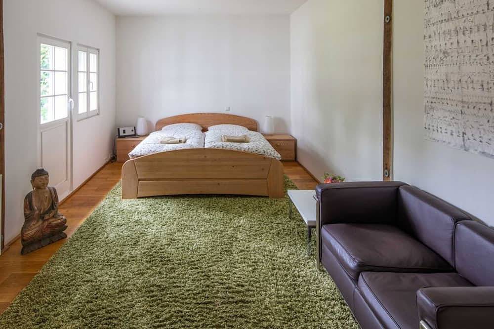 Ganze Wohnung, Gästehaus im denkmalgeschützten Fachwerkhof - Haus in Bewegung - in Neunkirchen-Seelscheid, Rhein-Sieg-Kreis