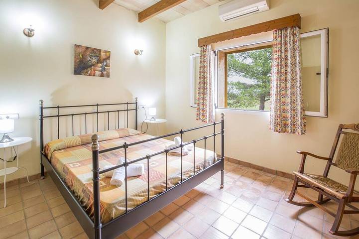 Finca für 6 Personen, mit Terrasse und Garten in Campos - 3
