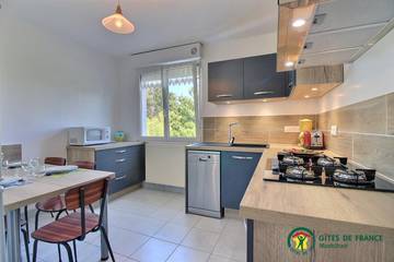 Gîte pour 5 personnes, avec jardin et balcon dans Kerhostin