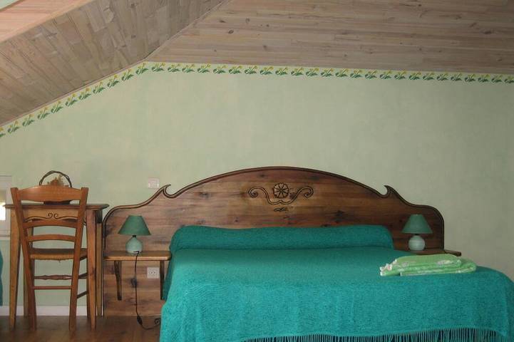 Large family home near Lac de Naussac 15/pers. in Naussac-Fontanes, Mende und Umgebung
