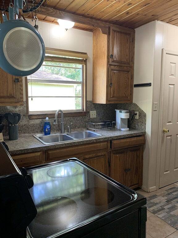 The Cedar Shack near Lake Conroe in Lake Conroe