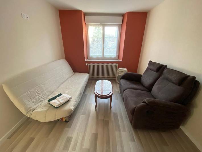 Location de vacances pour 4 personnes, avec jardin à La Suze-sur-Sarthe - 2