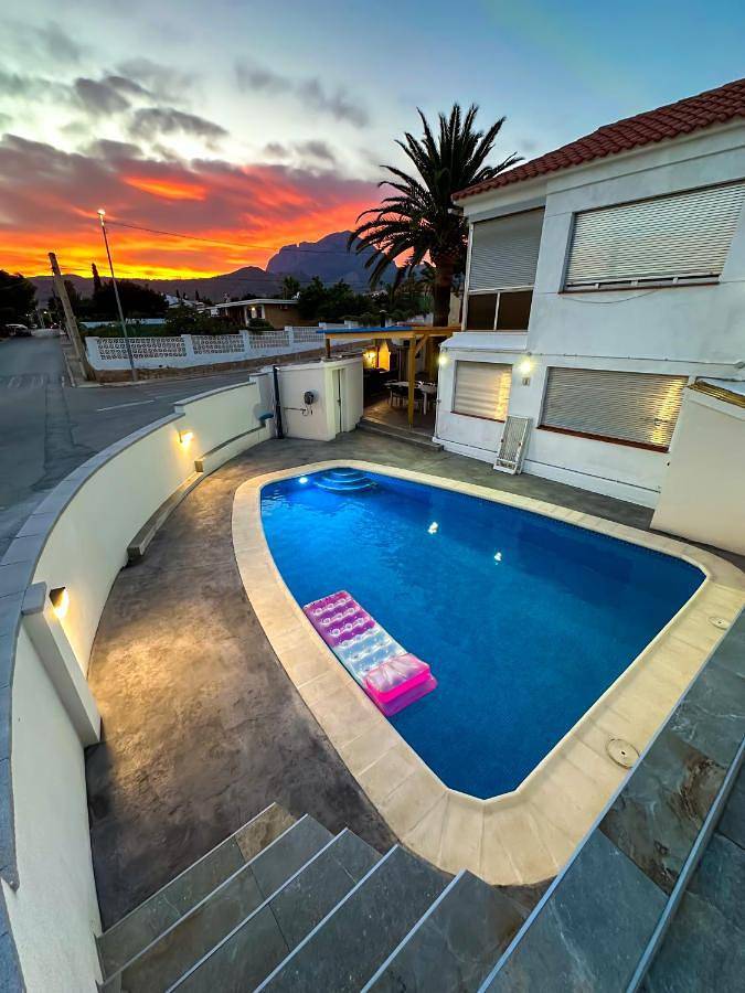 Casa rural para 12 personas, con piscina además de jardín y vistas en Benidorm - 3