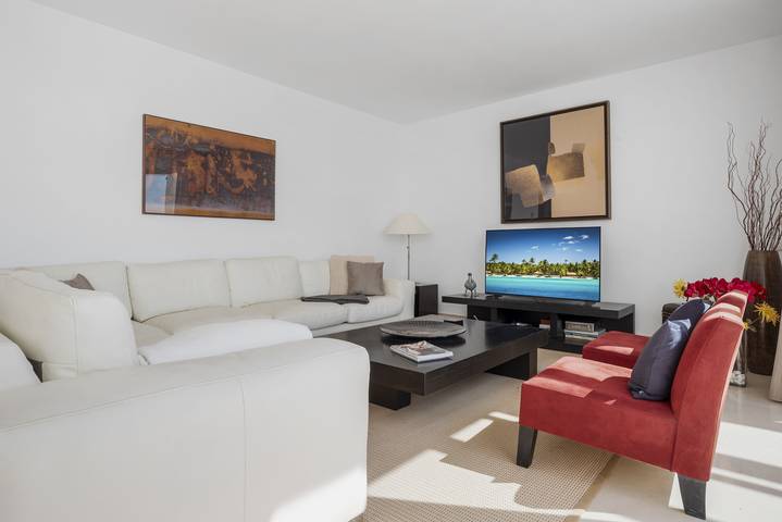 Ferienwohnung für 6 Personen, mit Meerblick und Balkon sowie Terrasse und Garten in Marbella - 4