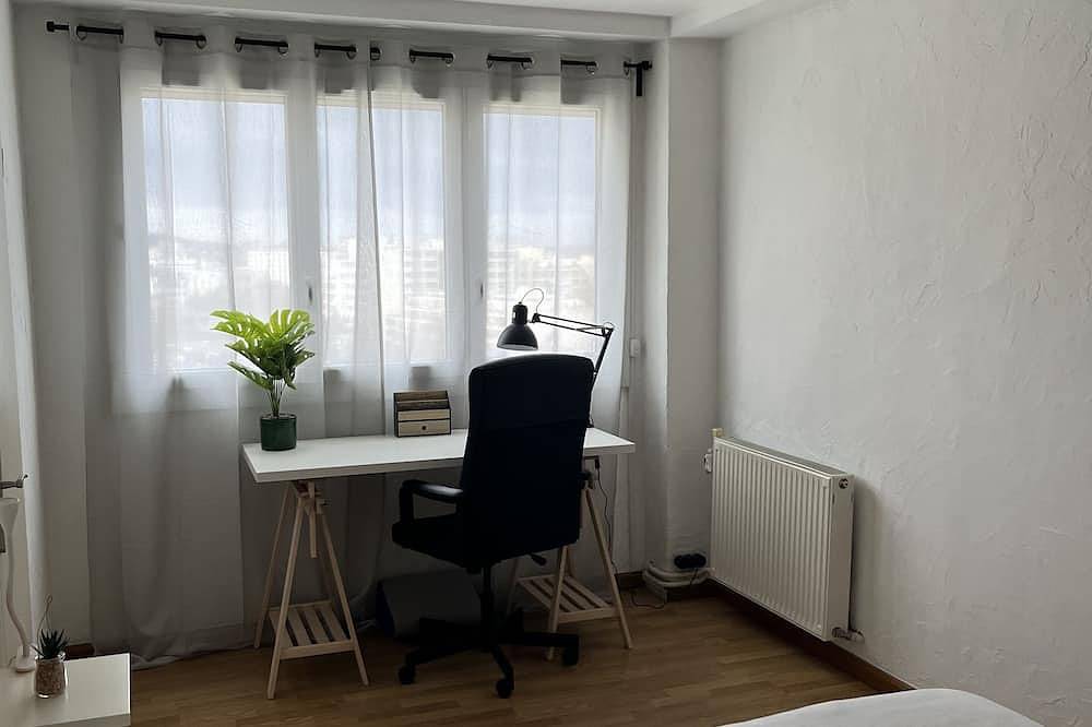 Ganze Wohnung, Charming F2 a stone's throw from Paris and Stade de France in Épinay-sur-Seine, Seine-Saint-Denis