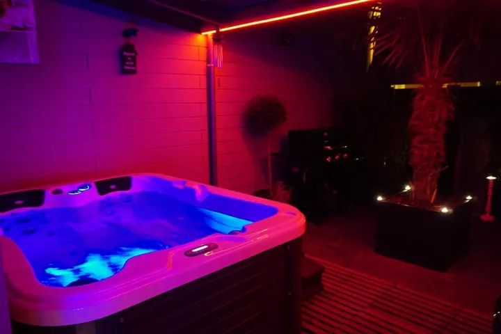 Ferienhaus für 8 Personen, mit Whirlpool - 1