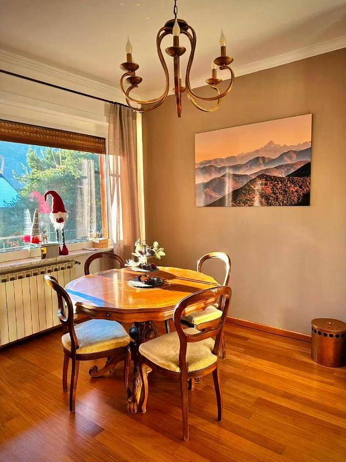 Appartement entier, Luxury 3 bedroom Grand Chalet in Perosa Argentina, Province de Turin