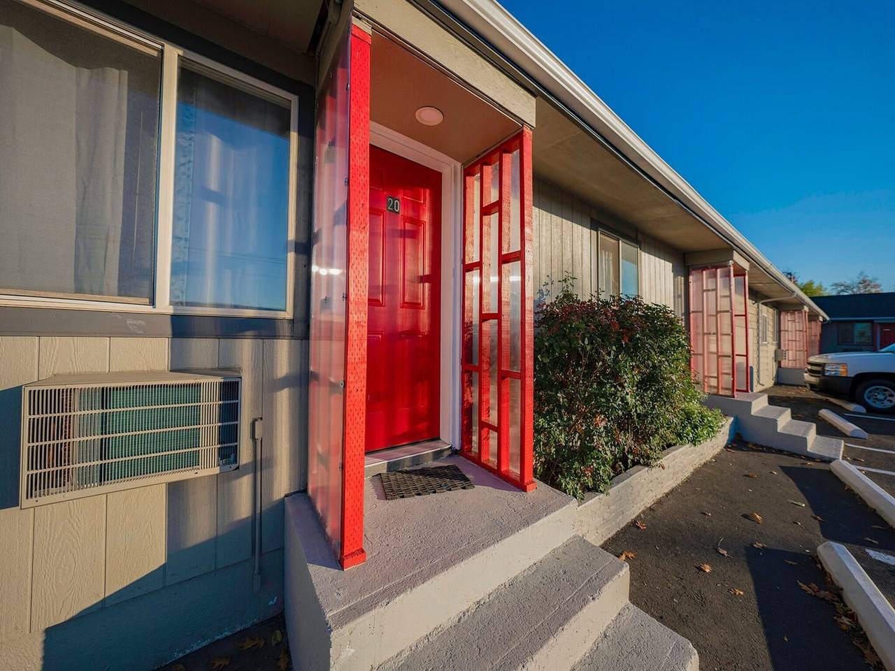 Ganze Wohnung, Premium-Queensize-Bett | Sandy Or in Portland, Multnomah County