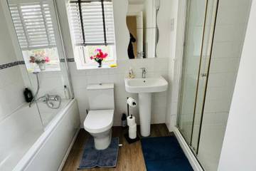 Holiday Rental for 8 People in Peterborough, East of England, Photo 3