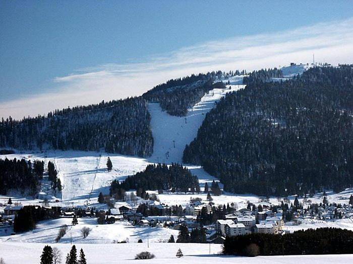 Appartement entier, Séjour confortable avec vue sur les pistes in Mouthe-Lac et Mont d’Or, Jura Francais