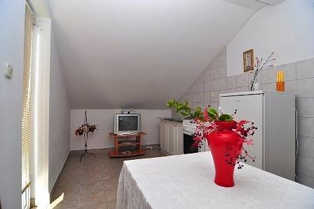 Ganze Wohnung, Ferienwohnung in Sukošan mit Meerblick, Balkon, Klimaanlage, W-Lan (654-2) in Sukosan, Zadar