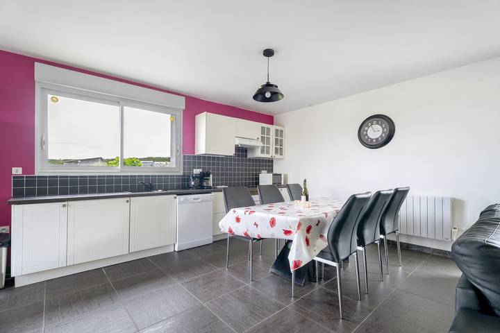 Gîtes des Lacs – Le Framboisier: Geteilte Pool-, Sauna- & Whirlpoolnutzung, private Terrasse, Wlan in Jugon-les-Lacs, Dinan und Umgebung