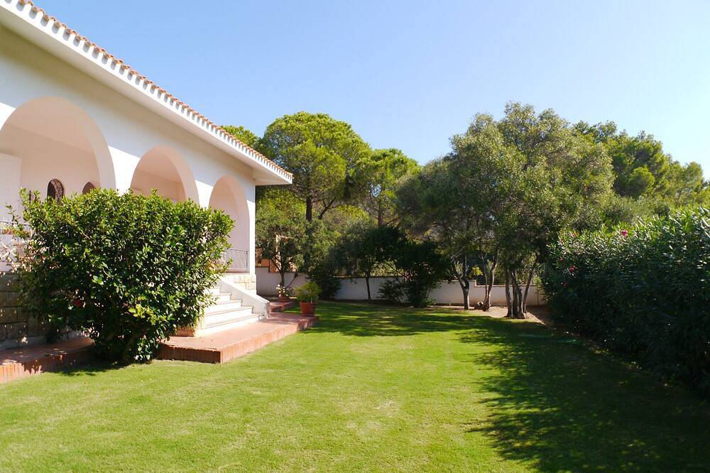 Sleeps 10 100 mt from Perdalonga beach. Wifi in Cala Cipolla, Teulada