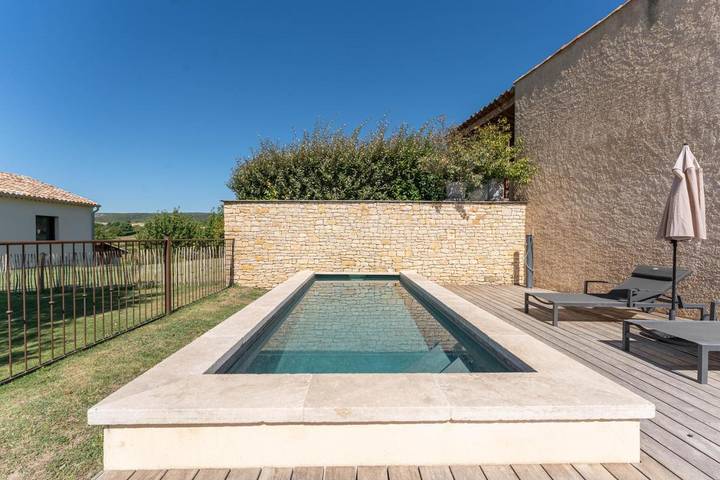 Location de vacances pour 6 personnes, avec piscine ainsi que jardin et vue à Mane - 4