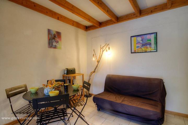Monti in Cateri, Calvi e dintorni