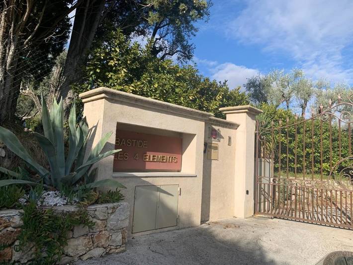 Chambre d’hôte pour 2 personnes, avec piscine ainsi que jardin et vue à Tourrettes-sur-Loup - 4