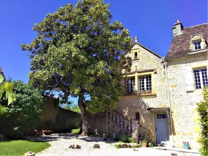 Location de vacances pour 3 personnes, avec jardin ainsi que piscine et vue à Lalinde - 2
