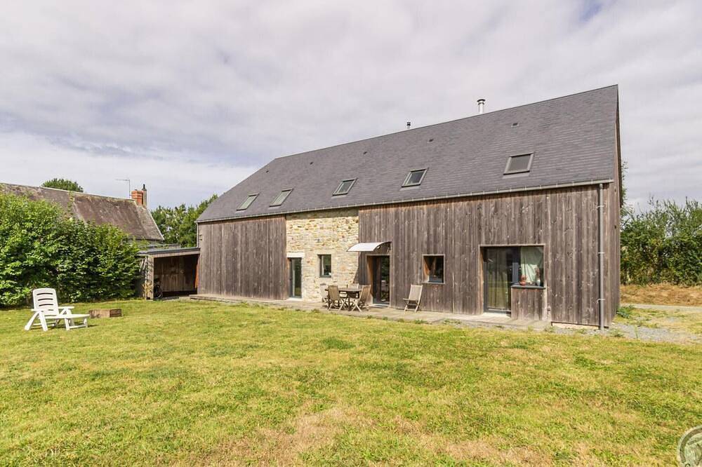 Charmantes Steinhaus mit Garten in Meeresnähe in Hérenguerville, Coutances und Umgebung