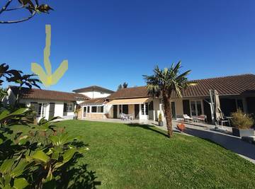 Cottage pour 5 personnes, avec jardin à Feytiat