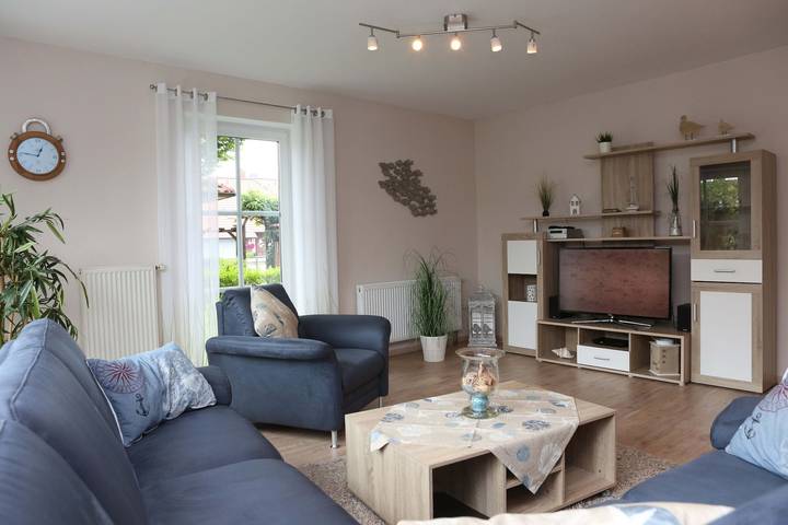 Ganze Wohnung, Ferienwohnung Martina Hans 3 mit Terrasse und Garten in Horumersiel, Wangerland