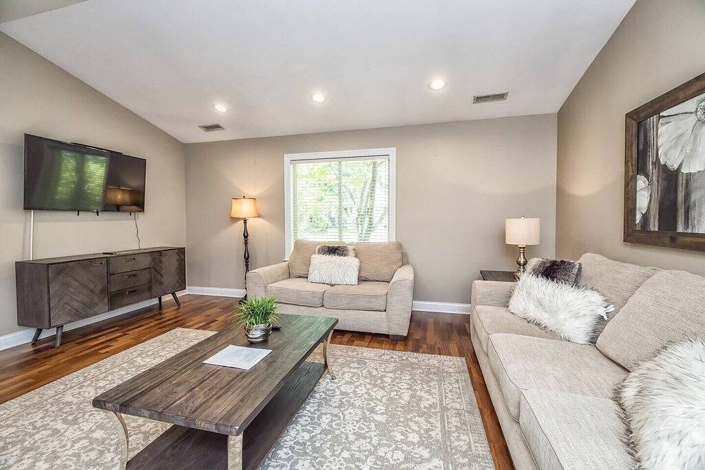 Ganze Wohnung, Ada's Midtown Garden in Wilmington, New Hanover County