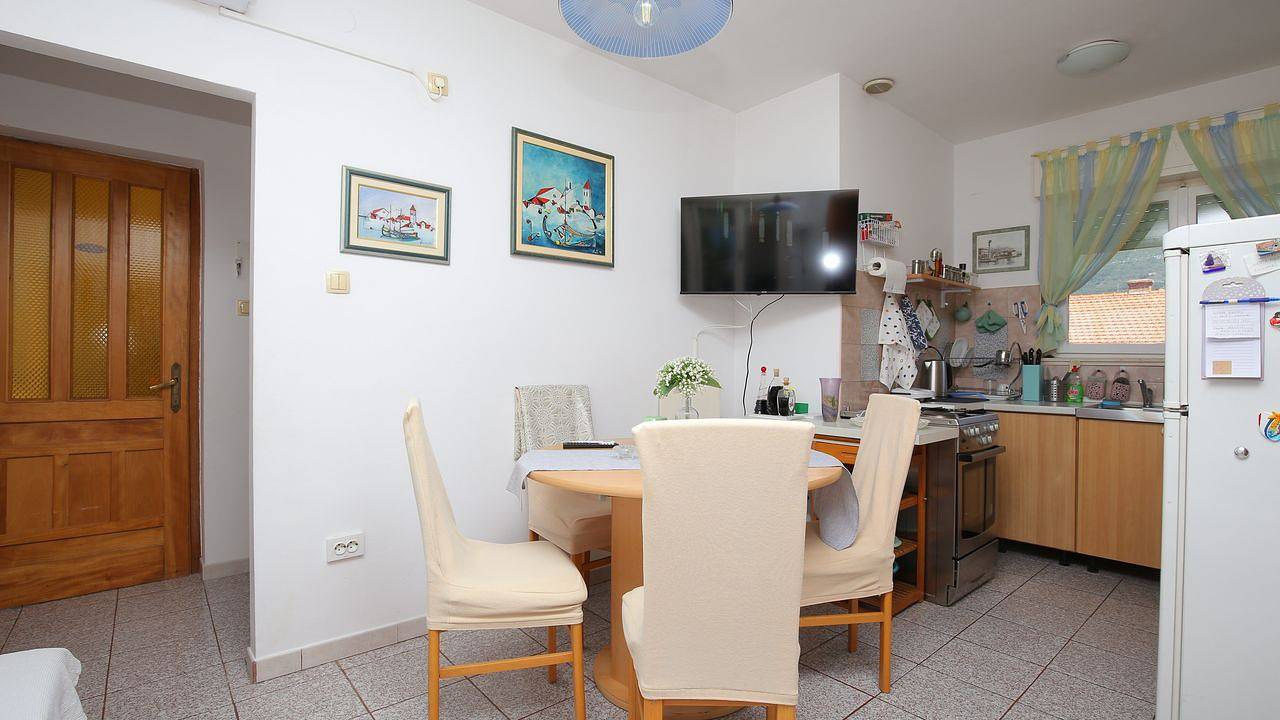 Ganze Ferienwohnung, Ferienwohnung für 5 Personen (48 m²) in Kastel Stari in Kastel Stari, Kaštela