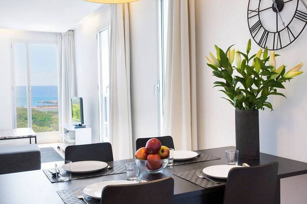 Amazing 1 bedroom apartment sea view in Platja de la Mar Bella (Barcelona), Barcelona