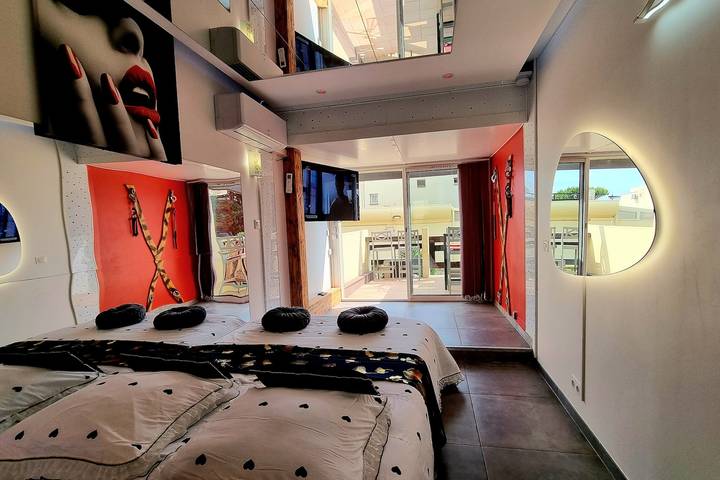 Gîte pour 2 personnes, avec terrasse dans Cap d'Agde naturiste - 2