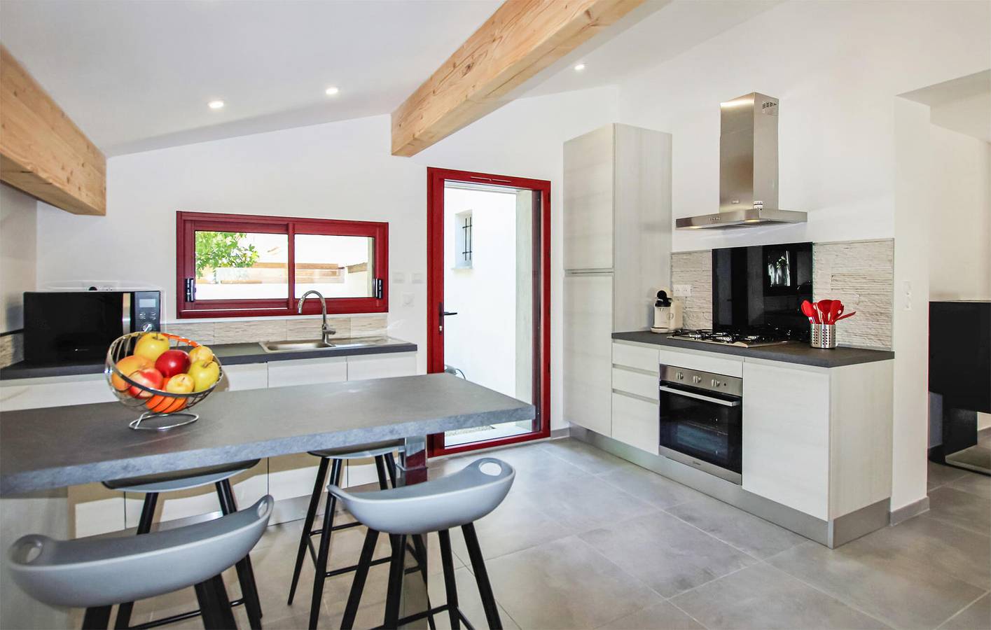 Gemütliche Ferienwohnung mit Terrasse, WLAN und Parkplatz in Salon-de-Provence in Salon-de-Provence, Aix-en-Provence und Umgebung