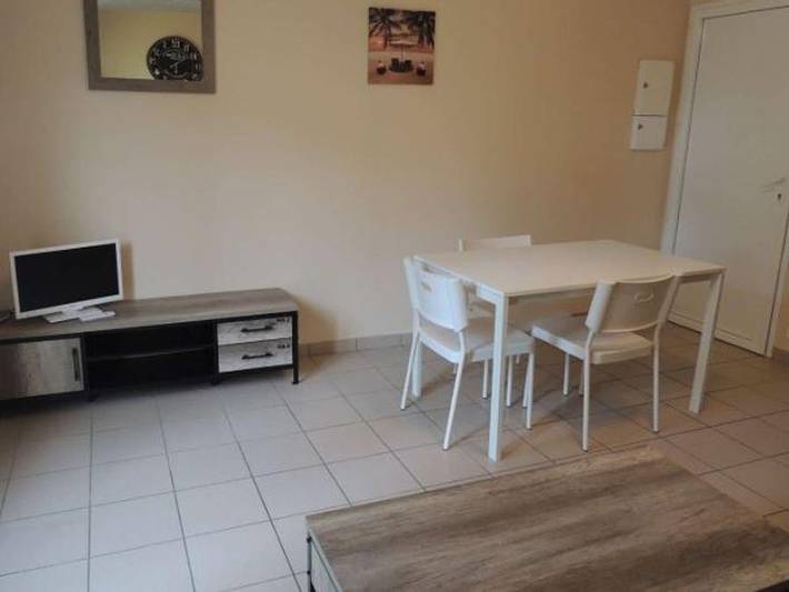 Camping pour 4 personnes, avec bassin pour enfant, animaux acceptés à Saint-Hilaire-de-Riez - 4