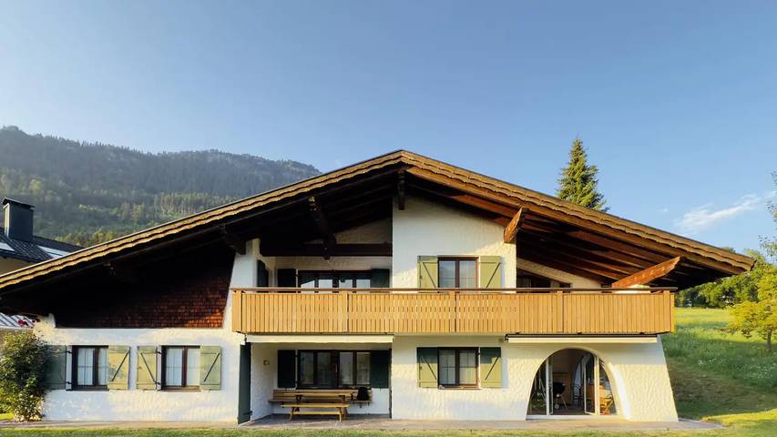 Ferienhaus für 8 Personen, mit Garten